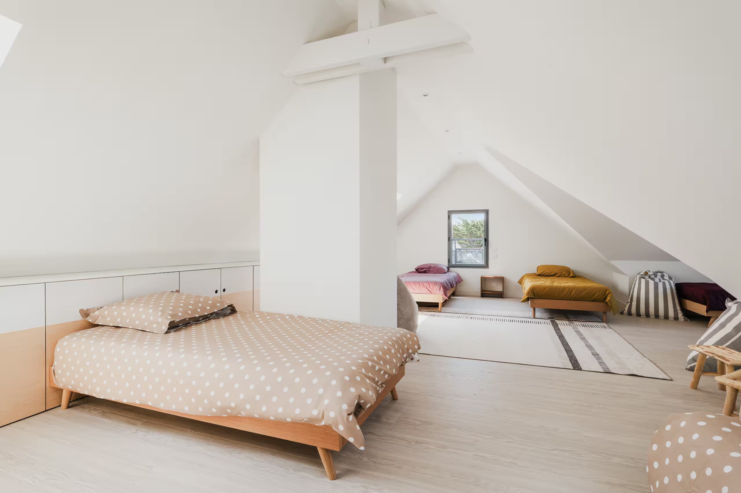 Combles aménagés avec plusieurs couchages